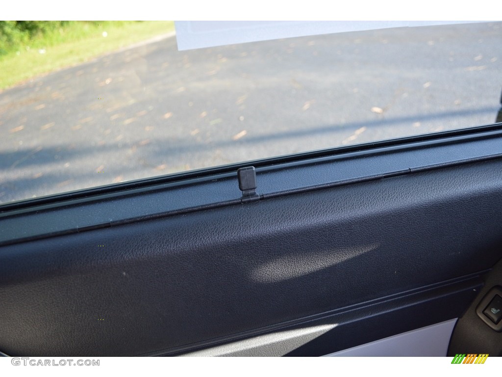 2010 Town & Country Touring - Dark Titanium Metallic / Dark Slate Gray/Light Shale photo #47