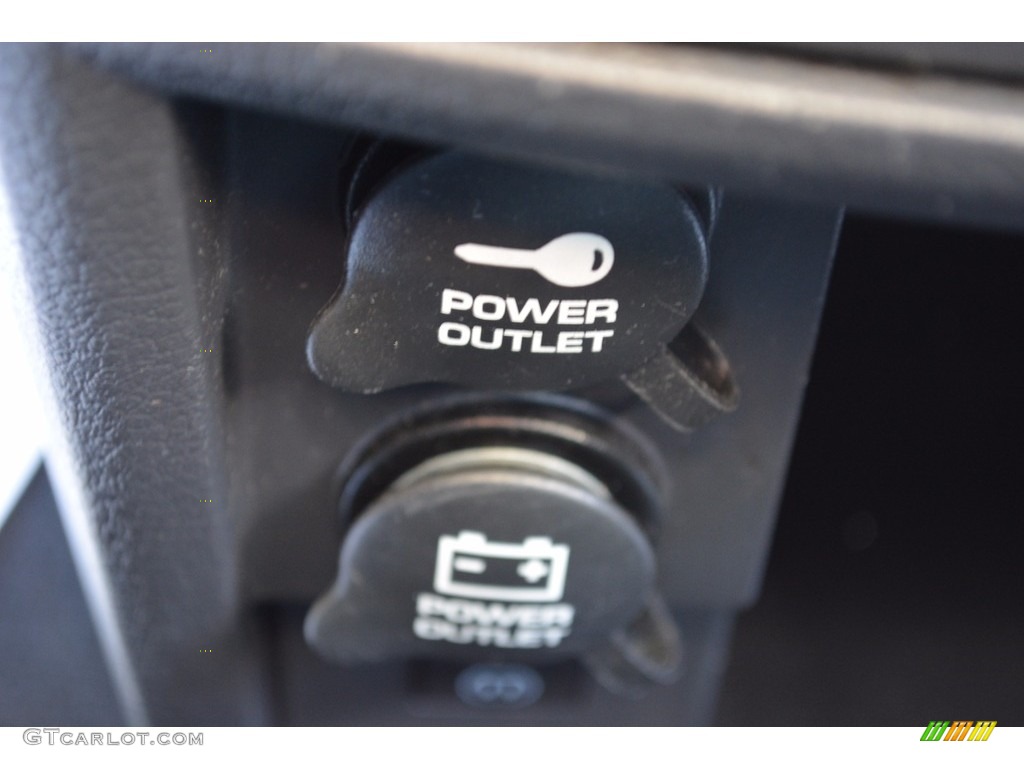 2010 Town & Country Touring - Dark Titanium Metallic / Dark Slate Gray/Light Shale photo #62