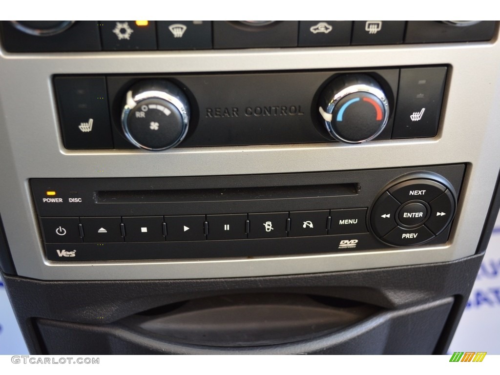 2010 Town & Country Touring - Dark Titanium Metallic / Dark Slate Gray/Light Shale photo #66