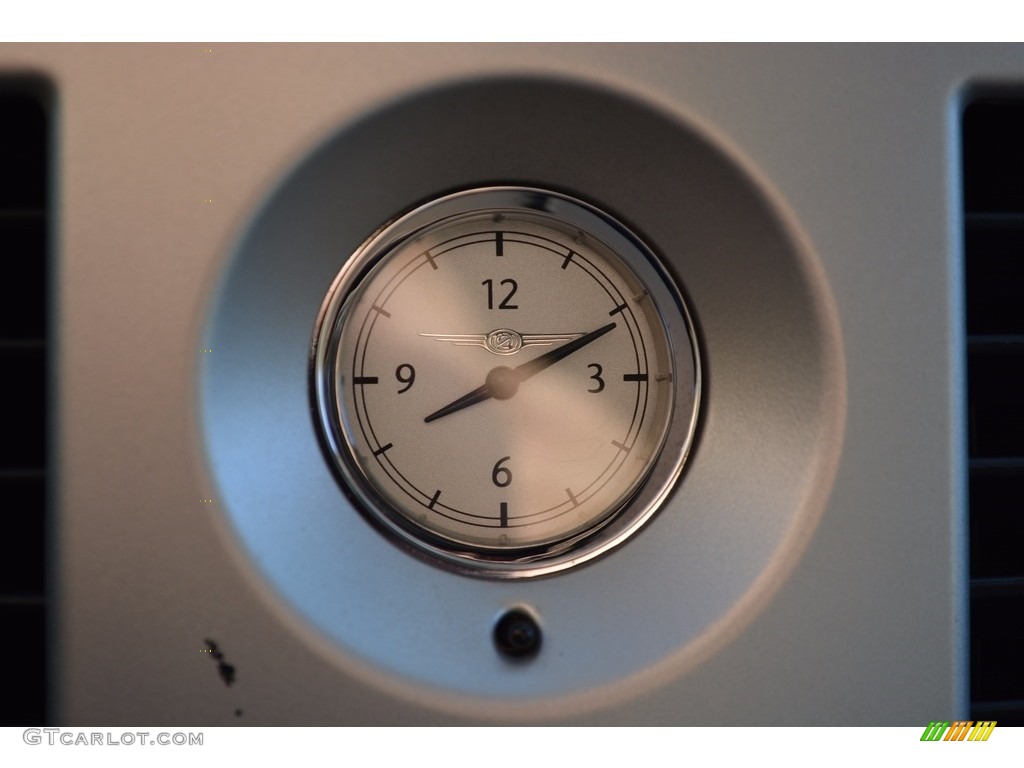 2010 Town & Country Touring - Dark Titanium Metallic / Dark Slate Gray/Light Shale photo #71