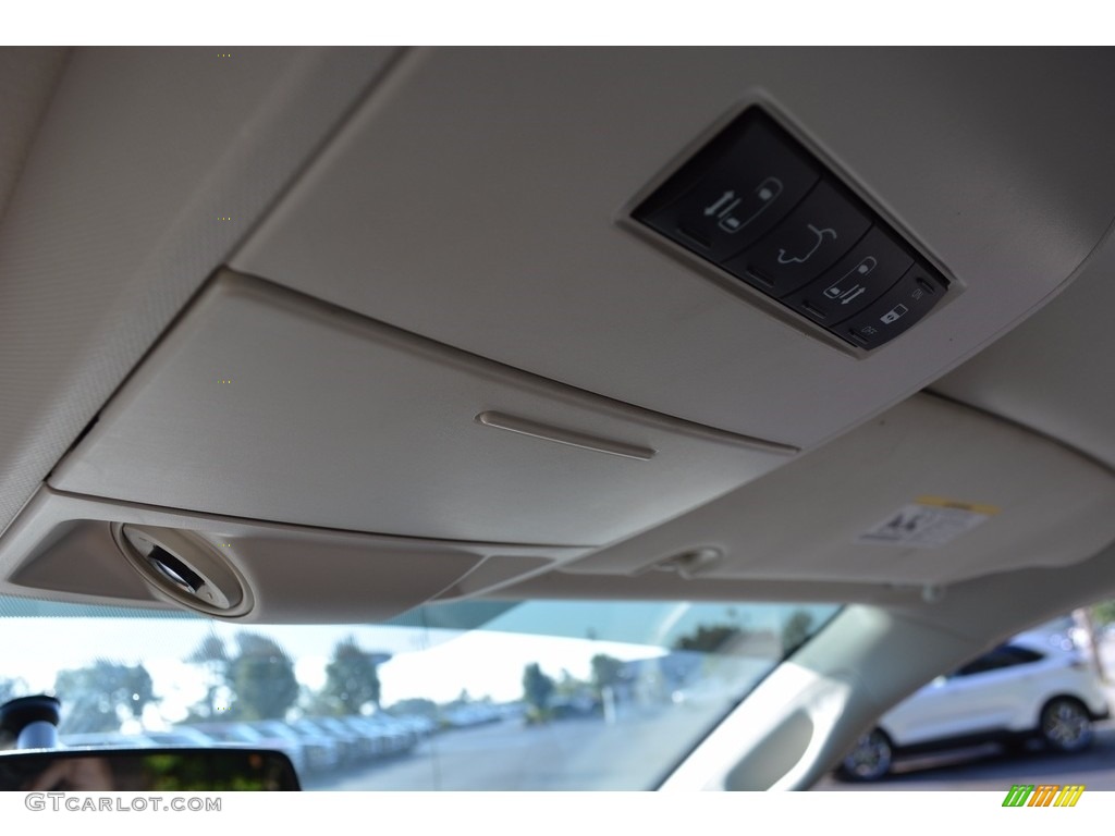 2010 Town & Country Touring - Dark Titanium Metallic / Dark Slate Gray/Light Shale photo #79