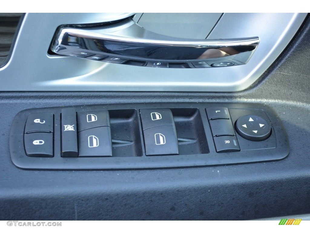 2010 Town & Country Touring - Dark Titanium Metallic / Dark Slate Gray/Light Shale photo #84