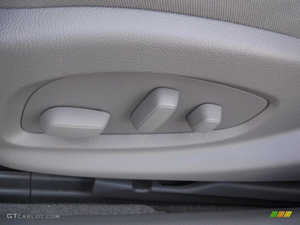 2014 Impala LS - Champagne Silver Metallic / Jet Black/Dark Titanium photo #15