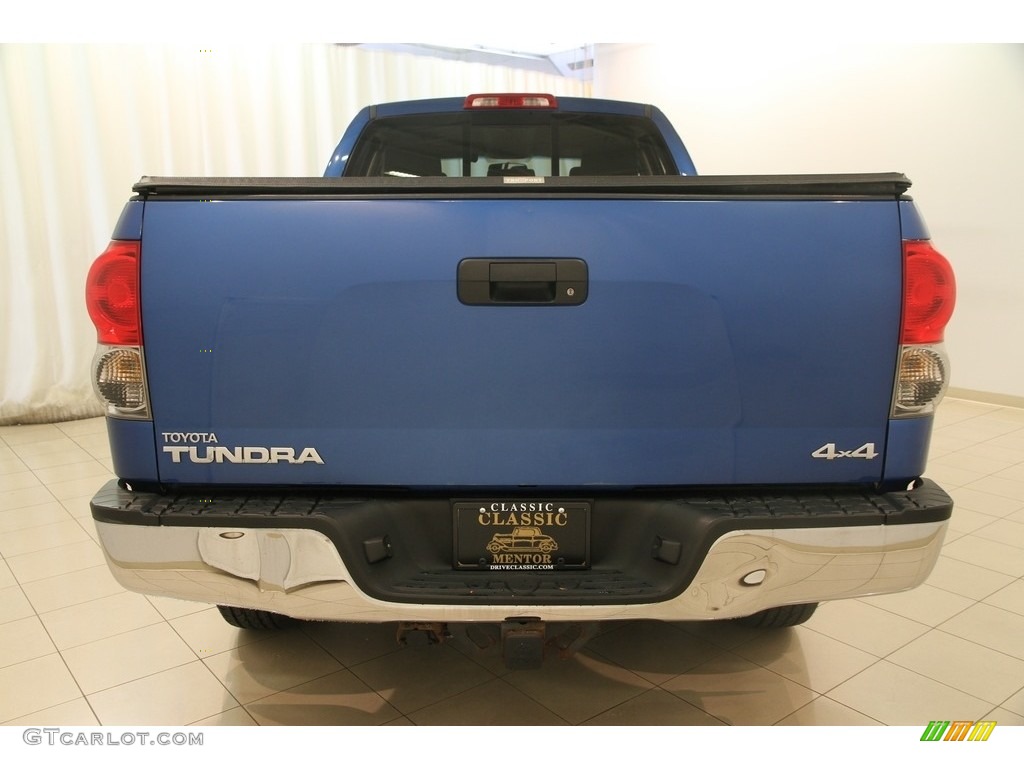 2007 Tundra SR5 Double Cab 4x4 - Blue Streak Metallic / Graphite Gray photo #14