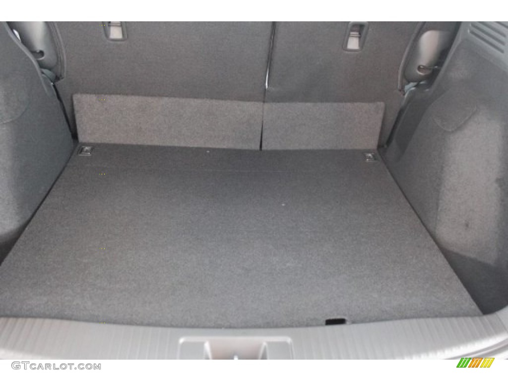 2016 Honda HR-V LX Trunk Photos