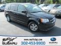 Brilliant Black Crystal Pearl 2013 Dodge Grand Caravan SXT