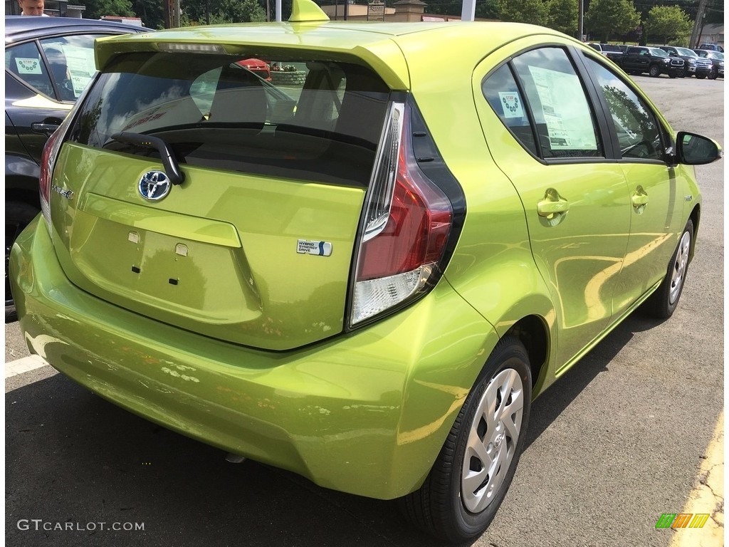 2016 Prius c One - Electric Lime Metallic / Black photo #4
