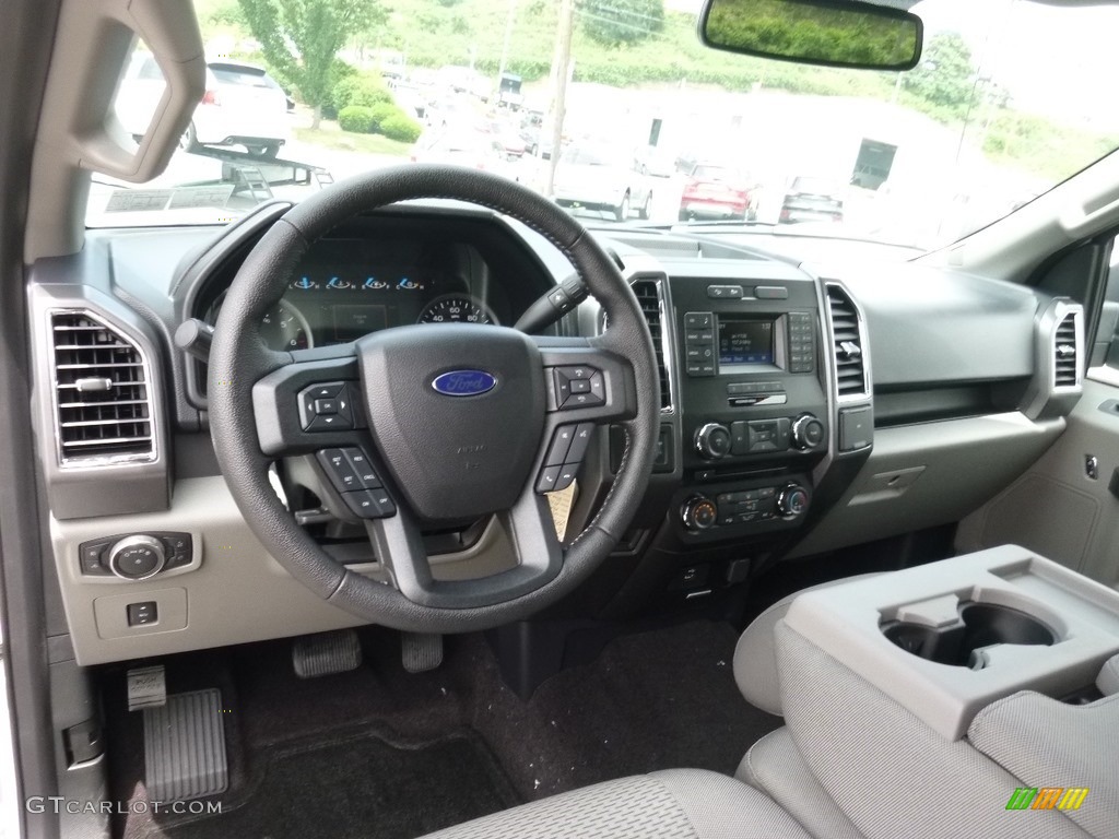 2016 F150 XLT SuperCab 4x4 - Oxford White / Medium Earth Gray photo #9