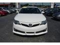 Super White - Camry SE Photo No. 24