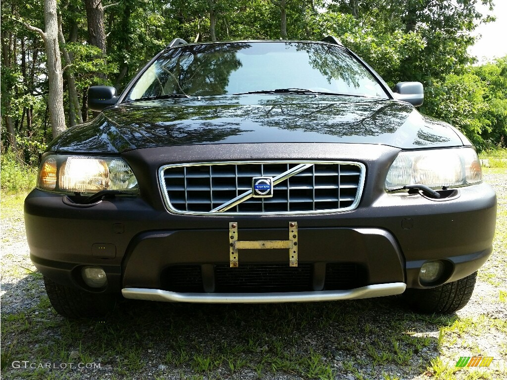 2004 XC70 AWD - Black / Beige/Light Sand photo #2