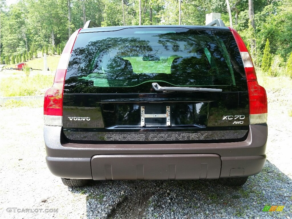 2004 XC70 AWD - Black / Beige/Light Sand photo #8