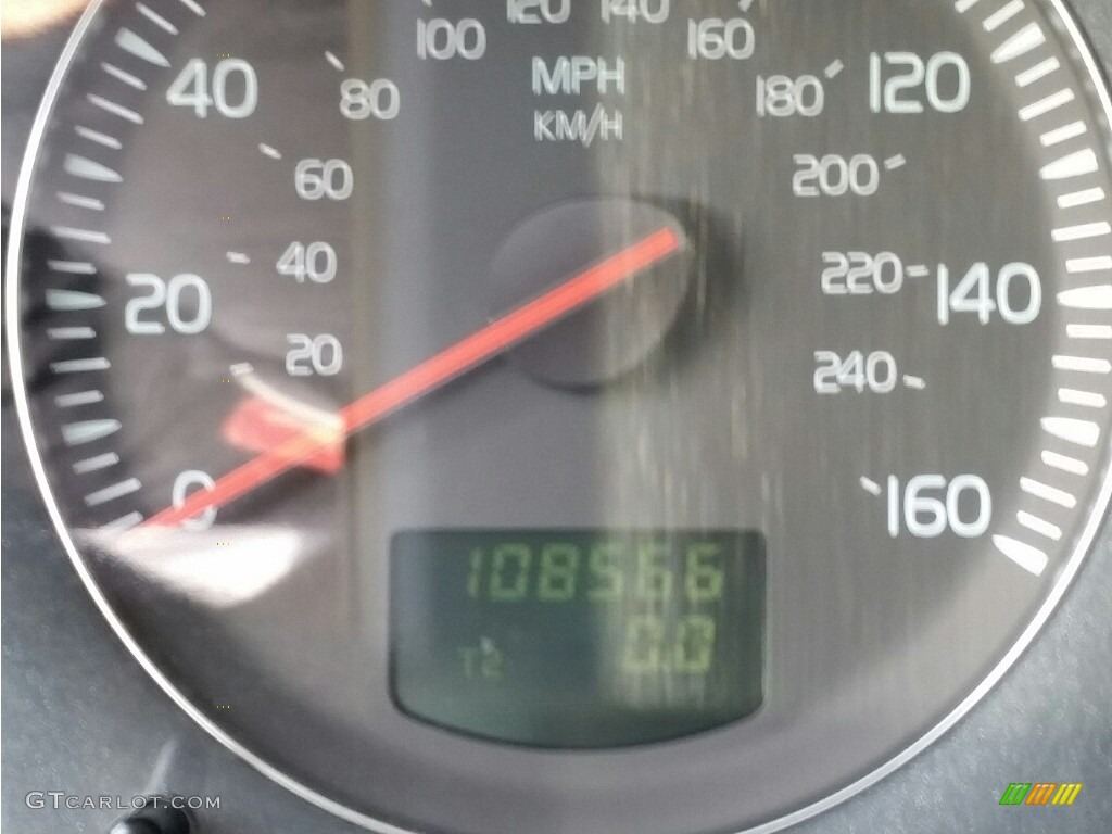 2004 XC70 AWD - Black / Beige/Light Sand photo #14