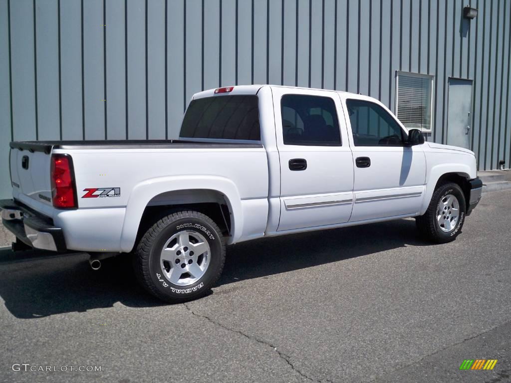 2005 Silverado 1500 Z71 Crew Cab 4x4 - Summit White / Dark Charcoal photo #3