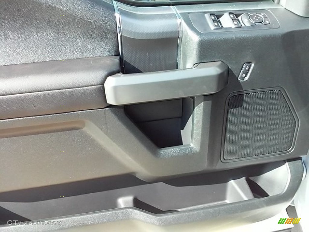 2016 F150 XLT SuperCrew 4x4 - Oxford White / Black photo #21
