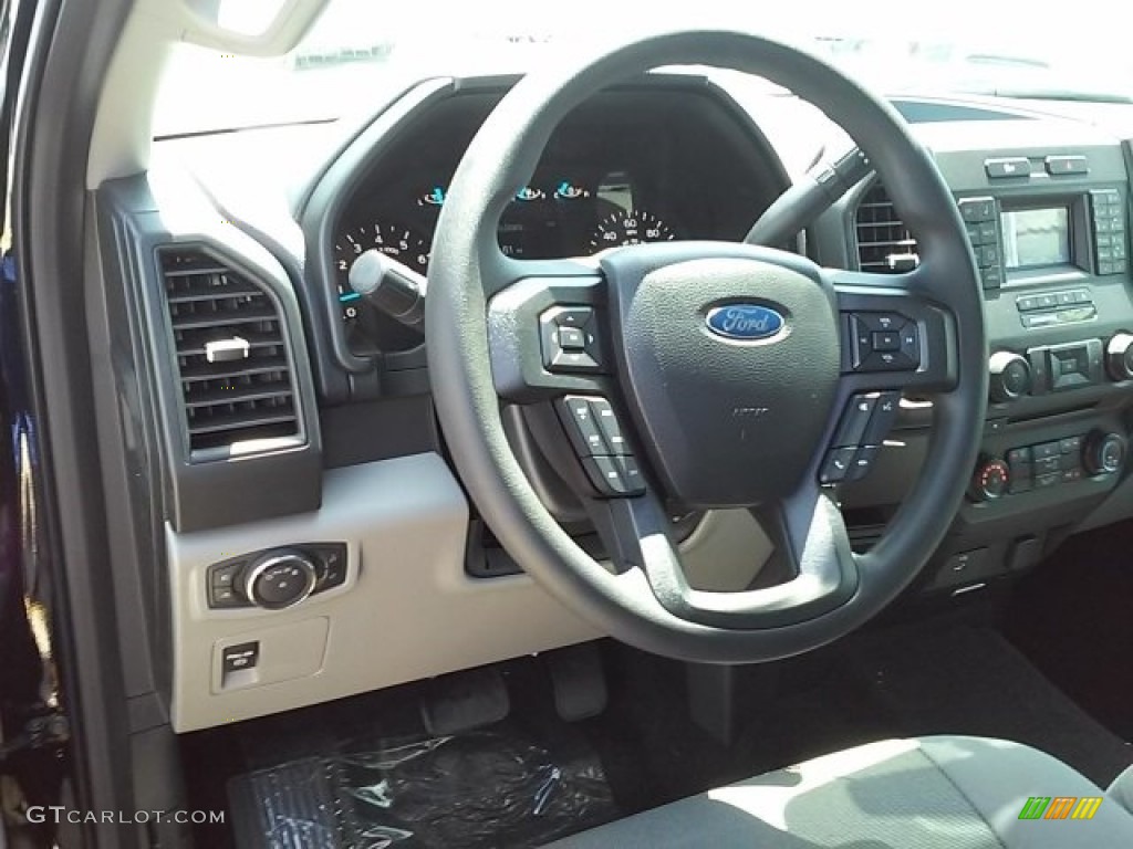 2016 F150 XL SuperCab - Shadow Black / Medium Earth Gray photo #4