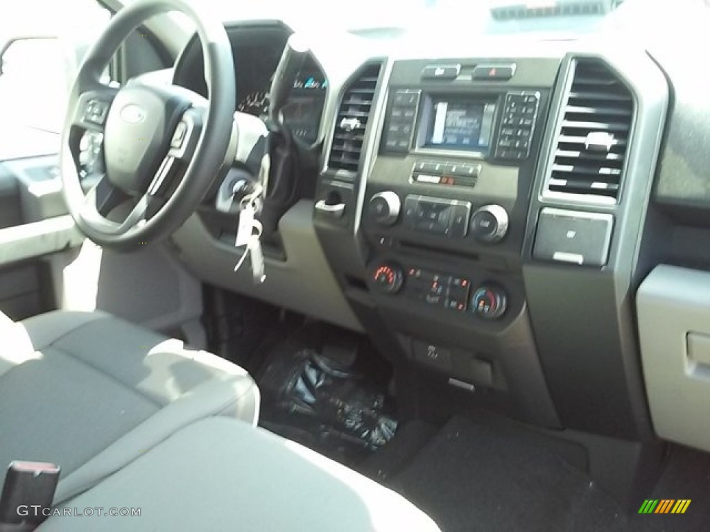 2016 F150 XL SuperCab - Shadow Black / Medium Earth Gray photo #8