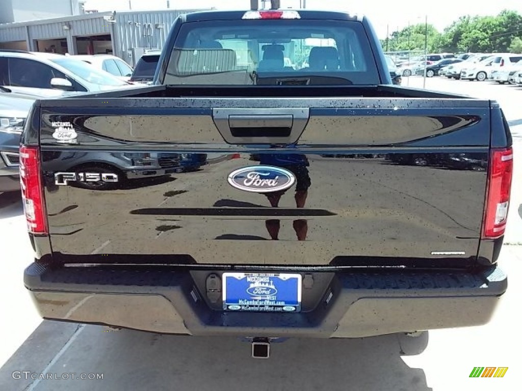 2016 F150 XL SuperCab - Shadow Black / Medium Earth Gray photo #14
