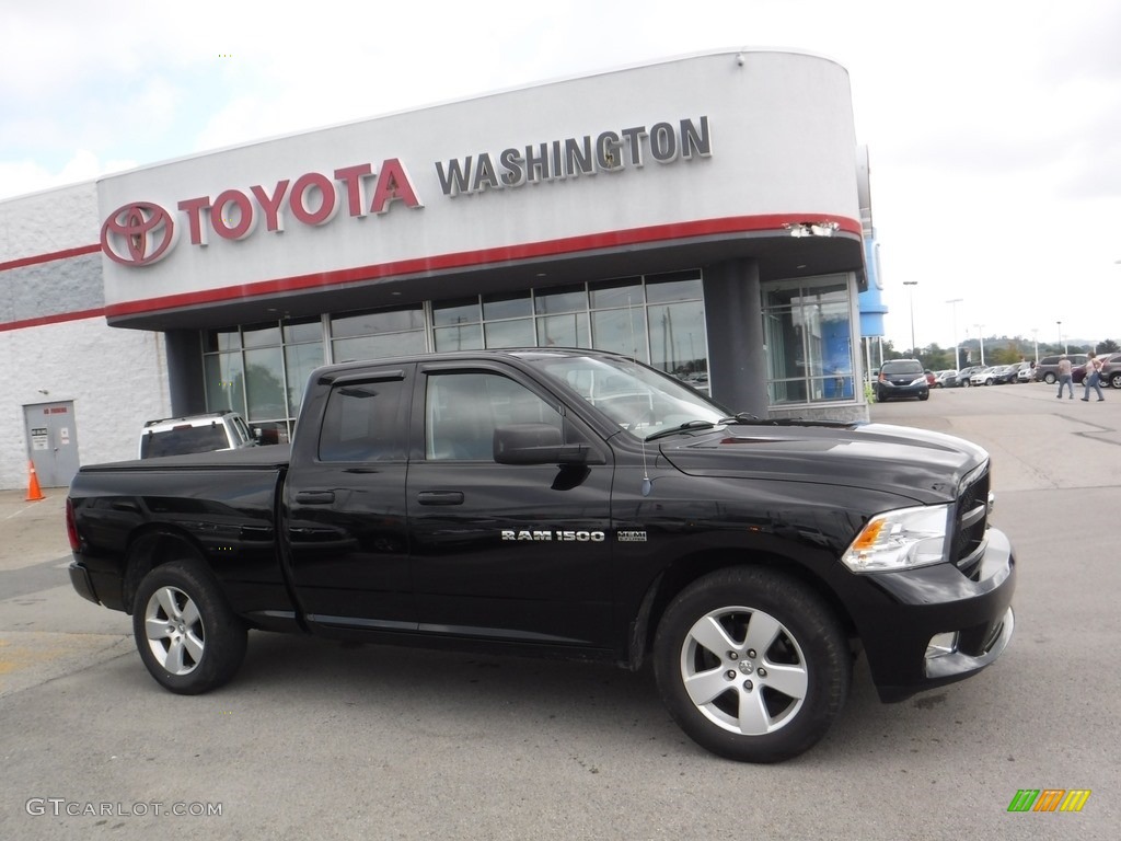 2012 Ram 1500 ST Quad Cab 4x4 - Black / Dark Slate Gray/Medium Graystone photo #2