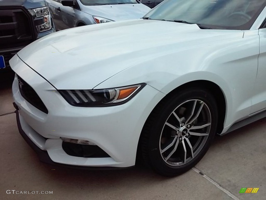 2016 Mustang EcoBoost Coupe - Oxford White / Ebony photo #30