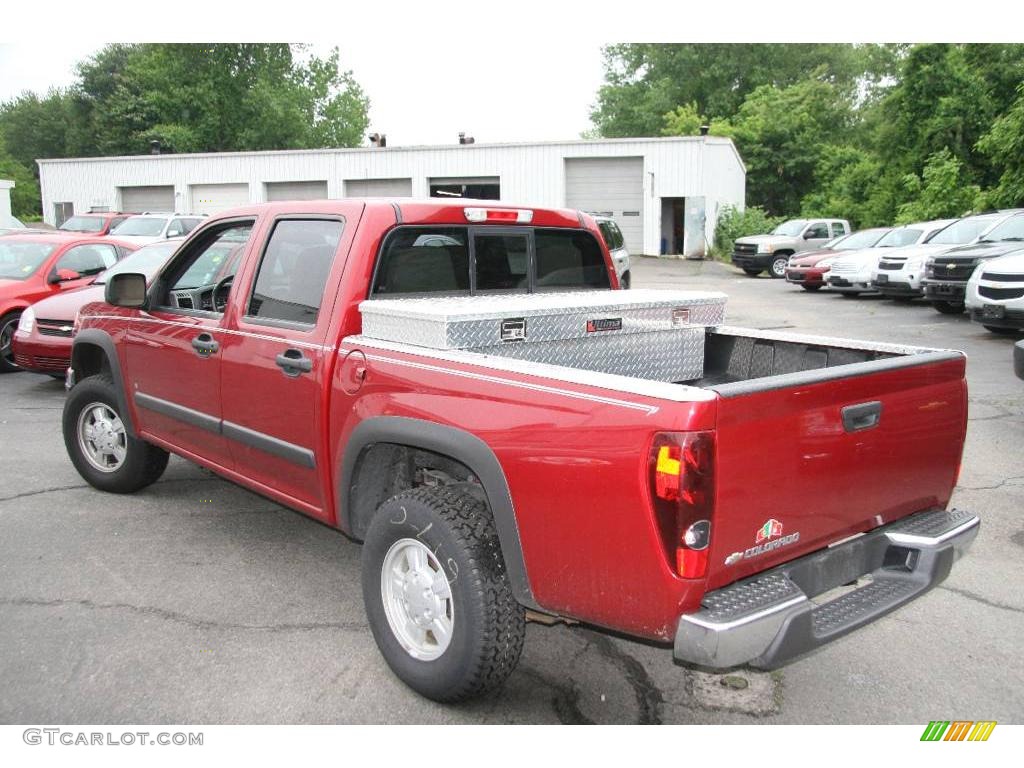 2006 Colorado LT Crew Cab 4x4 - Cherry Red Metallic / Light Cashmere photo #8