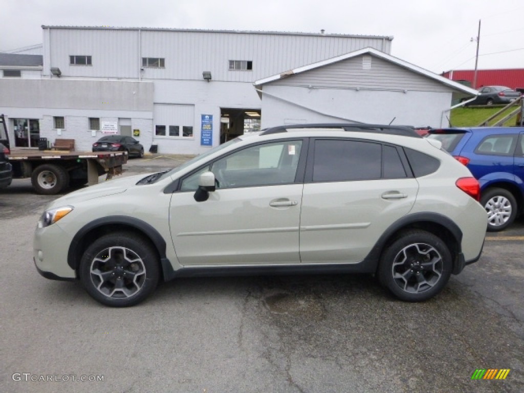 2014 XV Crosstrek 2.0i Premium - Desert Khaki / Black photo #3