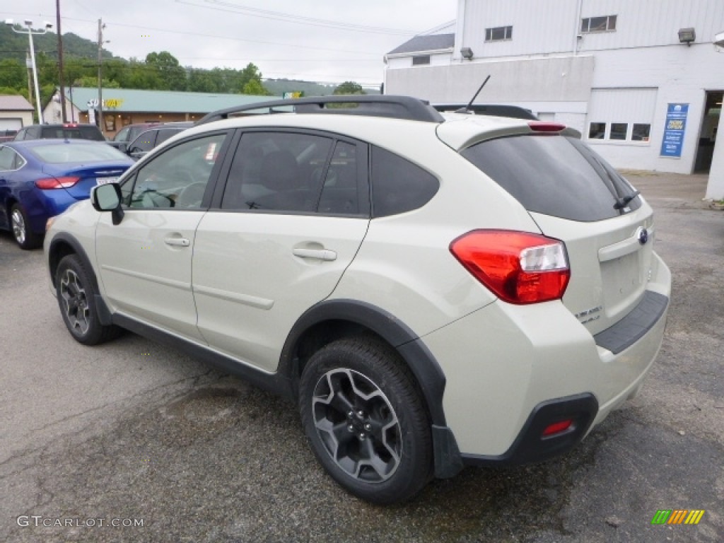 2014 XV Crosstrek 2.0i Premium - Desert Khaki / Black photo #5