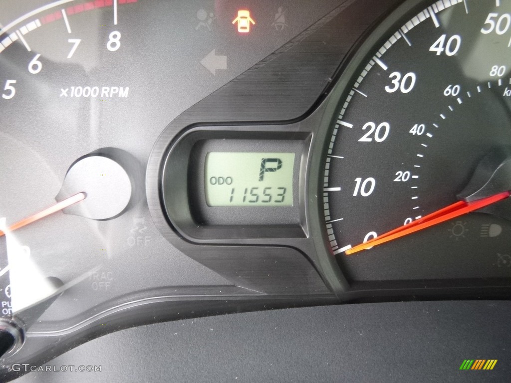 2014 Sienna LE AWD - Silver Sky Metallic / Light Gray photo #9