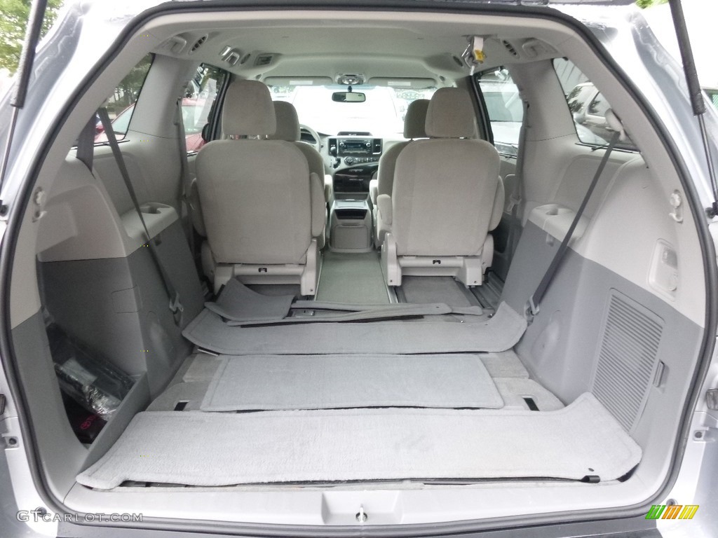 2014 Sienna LE AWD - Silver Sky Metallic / Light Gray photo #14