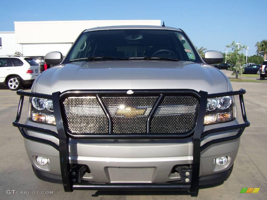 2007 Suburban 1500 LT - Silver Birch Metallic / Ebony photo #2