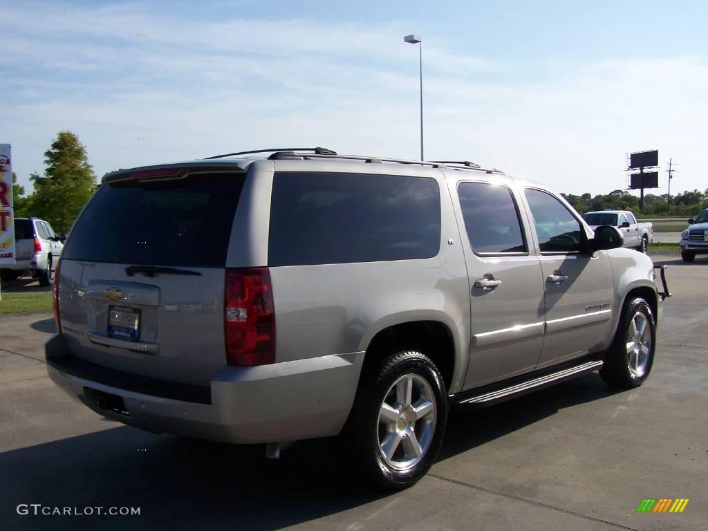 2007 Suburban 1500 LT - Silver Birch Metallic / Ebony photo #5