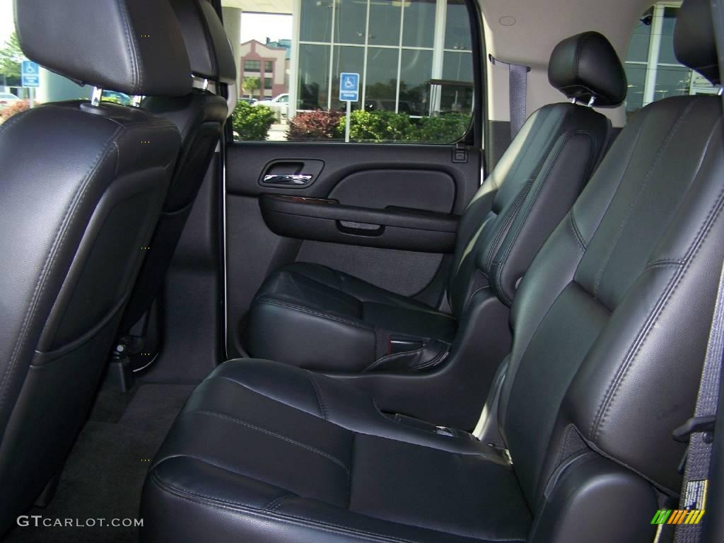 2007 Suburban 1500 LT - Silver Birch Metallic / Ebony photo #10
