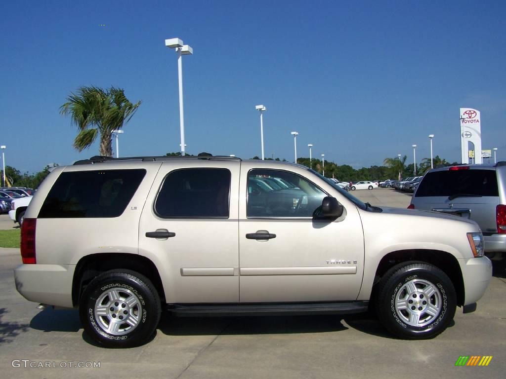 2007 Tahoe LS - Gold Mist Metallic / Light Cashmere/Ebony photo #2