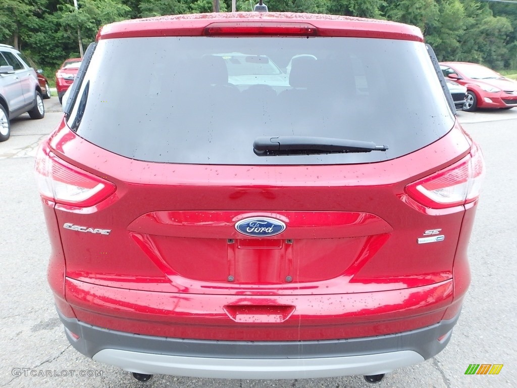 2013 Escape SE 2.0L EcoBoost 4WD - Ruby Red Metallic / Charcoal Black photo #3