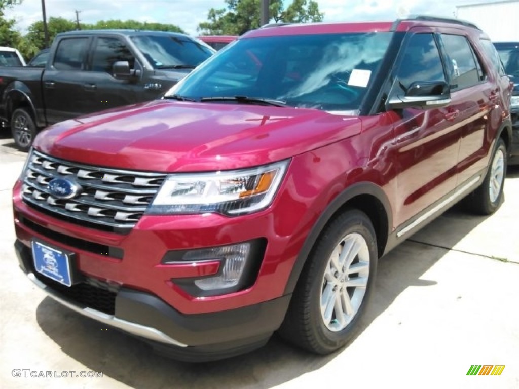 2016 Explorer XLT - Ruby Red Metallic Tri-Coat / Medium Light Camel photo #3