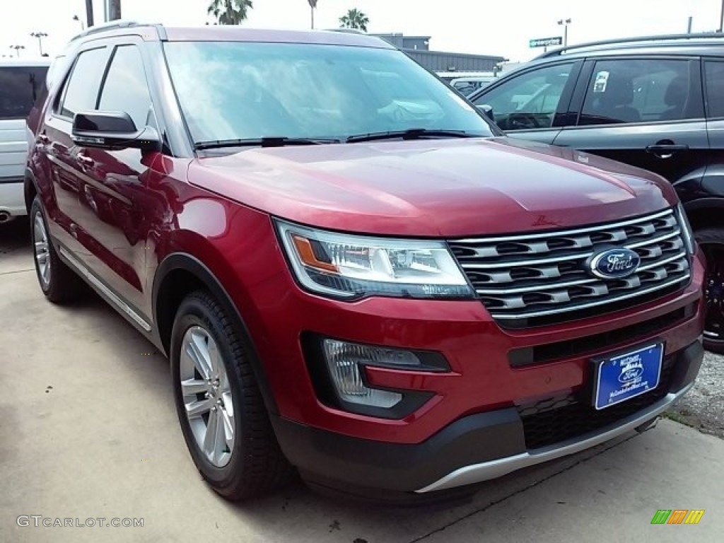 2016 Explorer XLT - Ruby Red Metallic Tri-Coat / Medium Light Camel photo #13