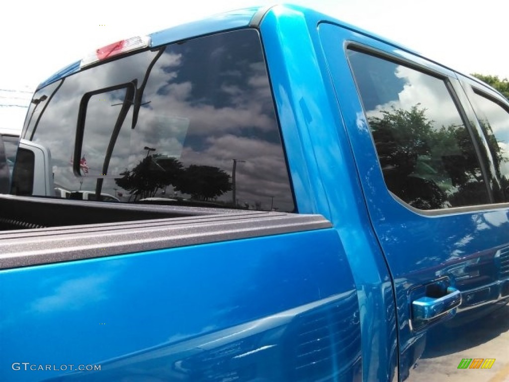 2016 F150 XLT SuperCrew 4x4 - Blue Flame / Black photo #2