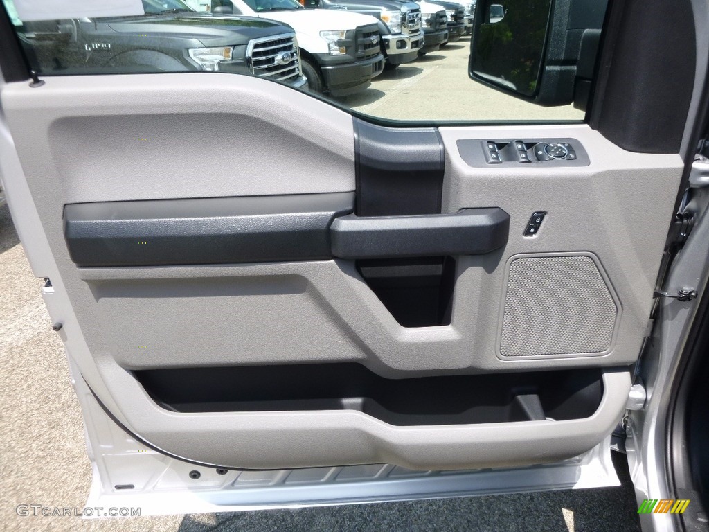 2016 F150 XL SuperCrew 4x4 - Ingot Silver / Medium Earth Gray photo #15
