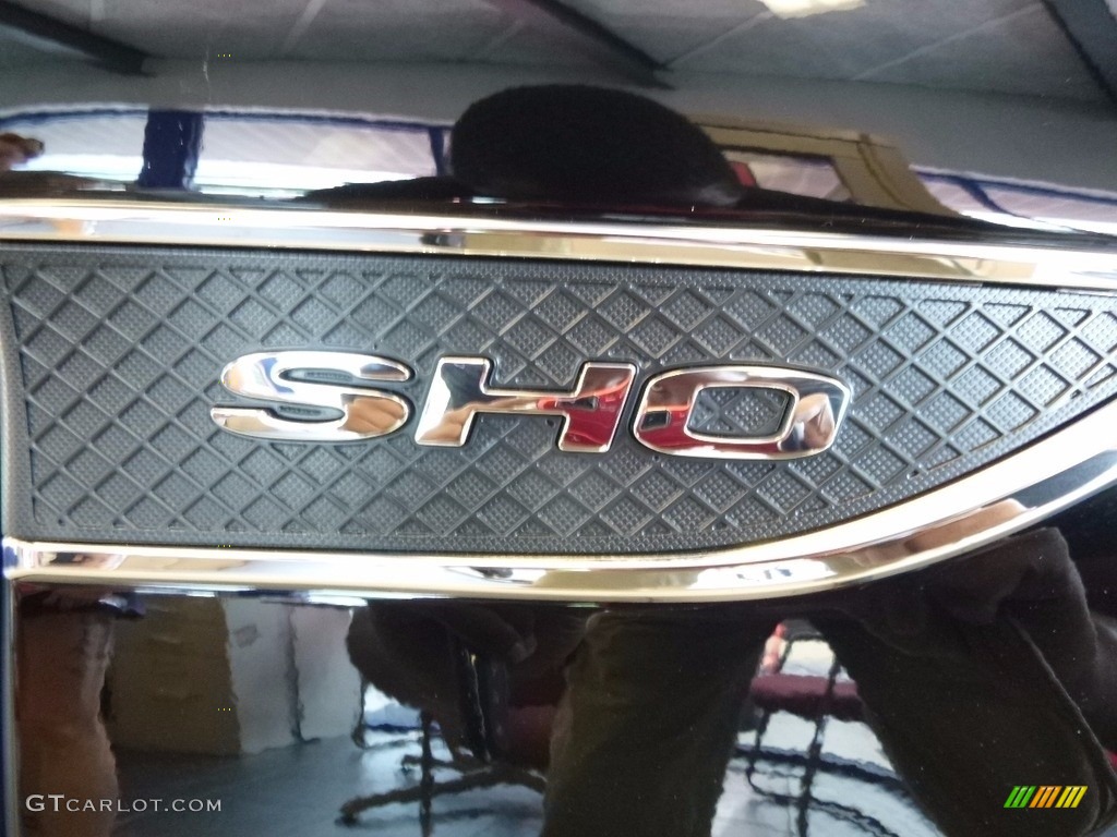 2016 Ford Taurus SHO AWD Marks and Logos Photo #114263087