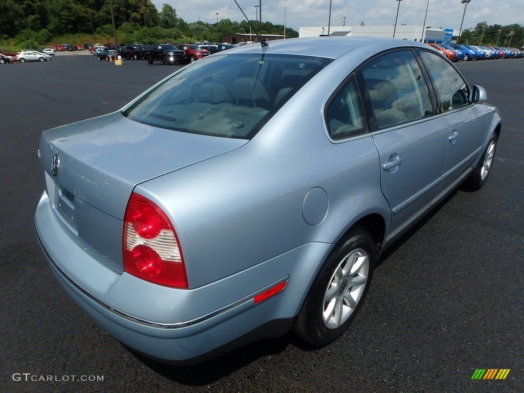 2004 Passat GLS Sedan - Blue Silver Metallic / Grey photo #4