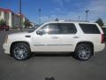 White Diamond Tricoat - Escalade Platinum AWD Photo No. 2