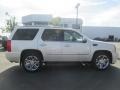 White Diamond Tricoat - Escalade Platinum AWD Photo No. 6