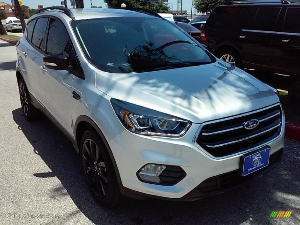 2017 Escape Titanium - Ingot Silver / Charcoal Black Sport Appearance photo #1