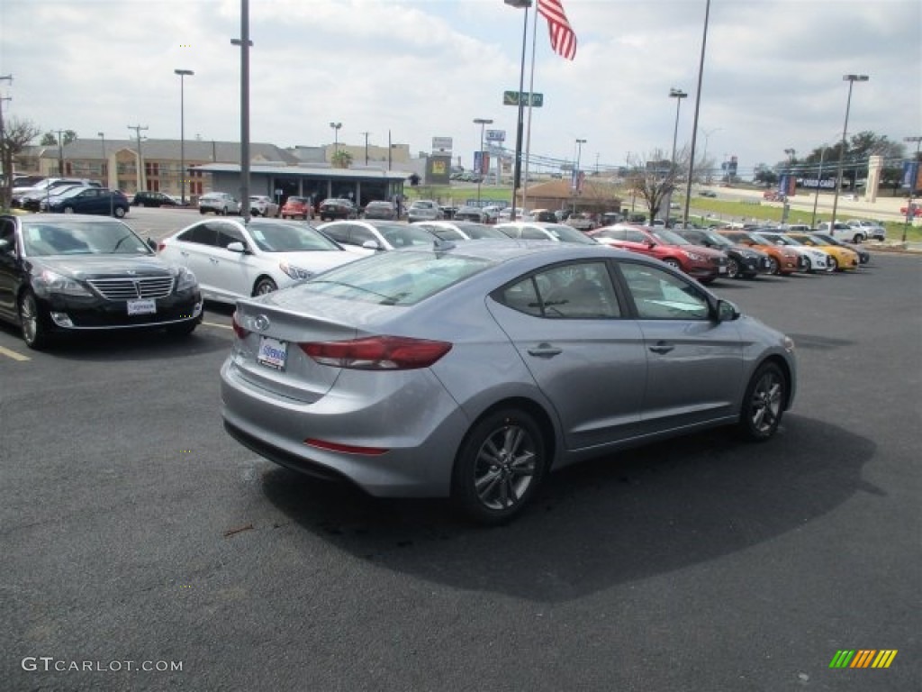 2017 Elantra SE - Gray / Gray photo #7