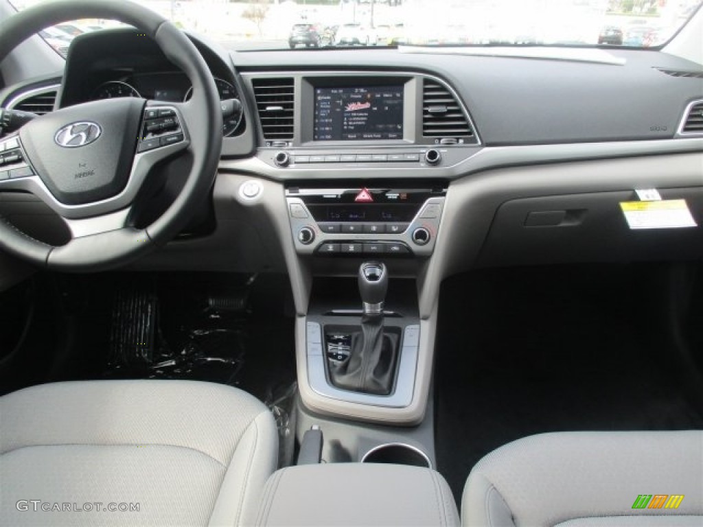 2017 Elantra SE - Gray / Gray photo #15