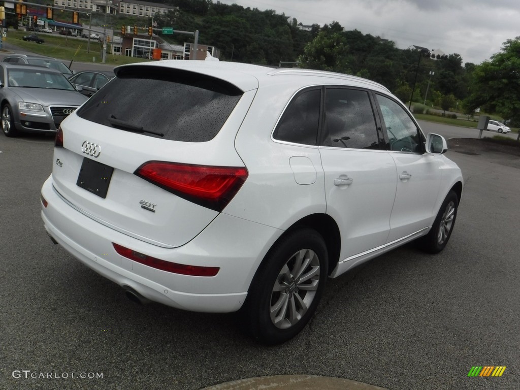 2016 Q5 2.0 TFSI Premium quattro - Glacier White Metallic / Chestnut Brown photo #11