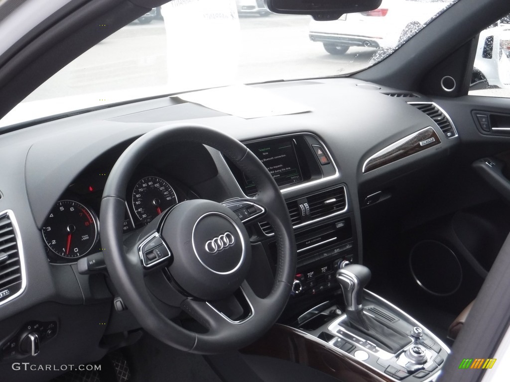 2016 Q5 2.0 TFSI Premium quattro - Glacier White Metallic / Chestnut Brown photo #18