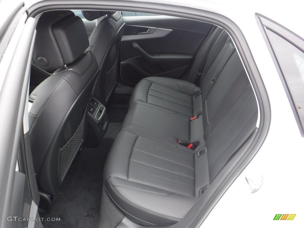 2017 A4 2.0T Premium quattro - Ibis White / Black photo #32