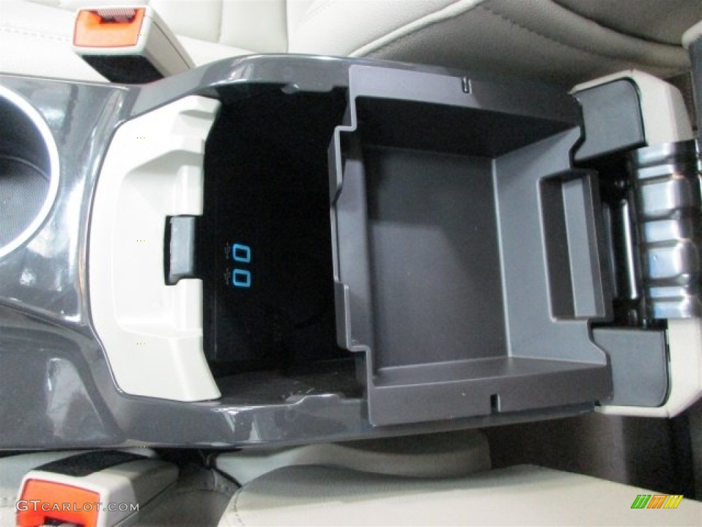 2016 Escape Titanium - Electric Spice Metallic / Medium Light Stone photo #24