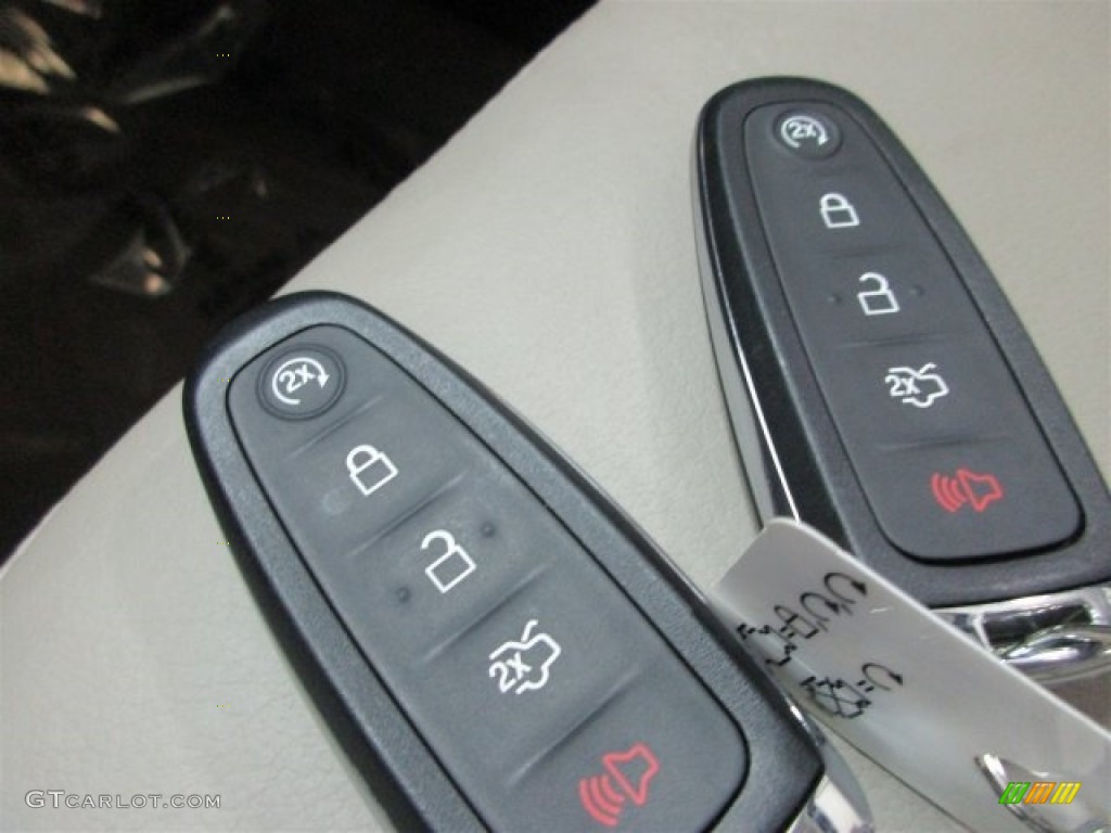 2016 Escape Titanium - Electric Spice Metallic / Medium Light Stone photo #25