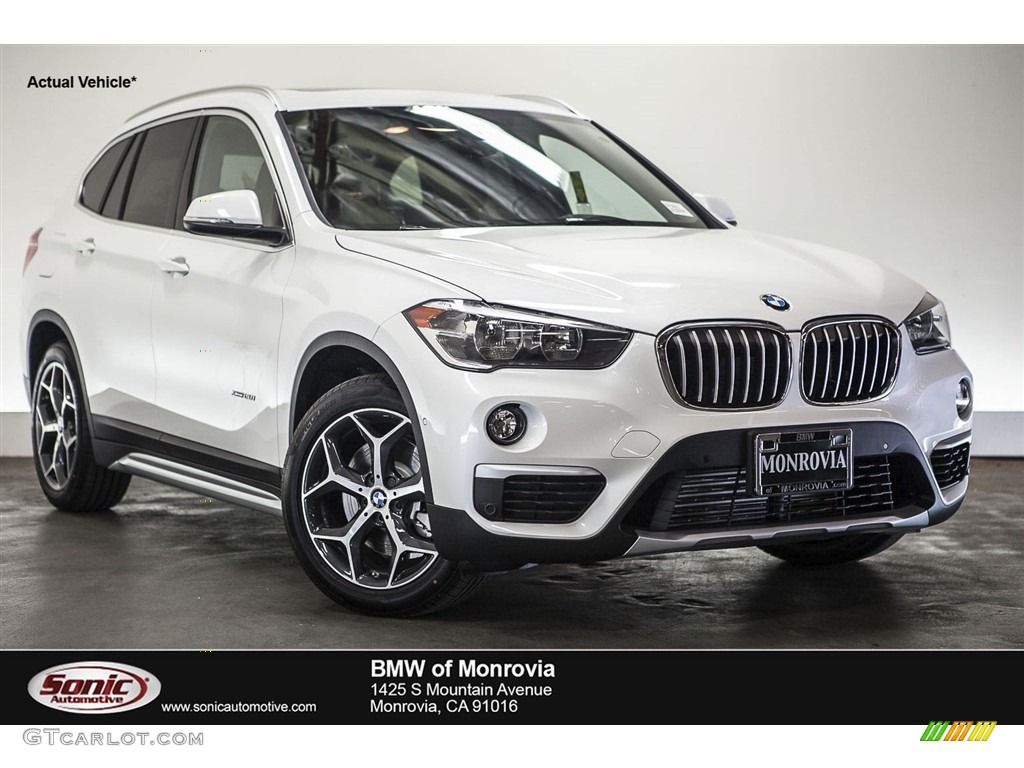 2016 X1 xDrive28i - Mineral White Metallic / Mocha photo #1